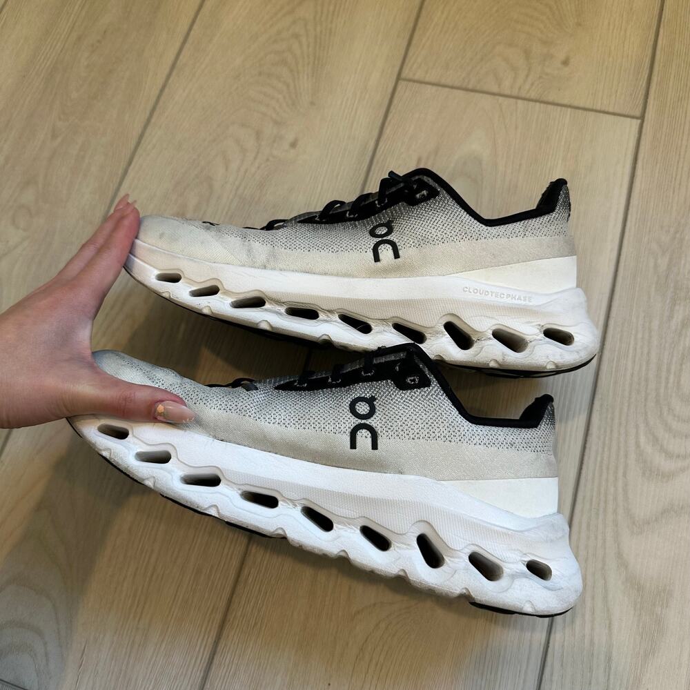 On Cloudtilt Cloudtec Phase black ivory lace up athletic lifestyle sneakers 9 - Picture 5 of 9